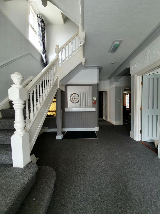 Danilton Hotel Rhôs-on-Sea Exteriör bild